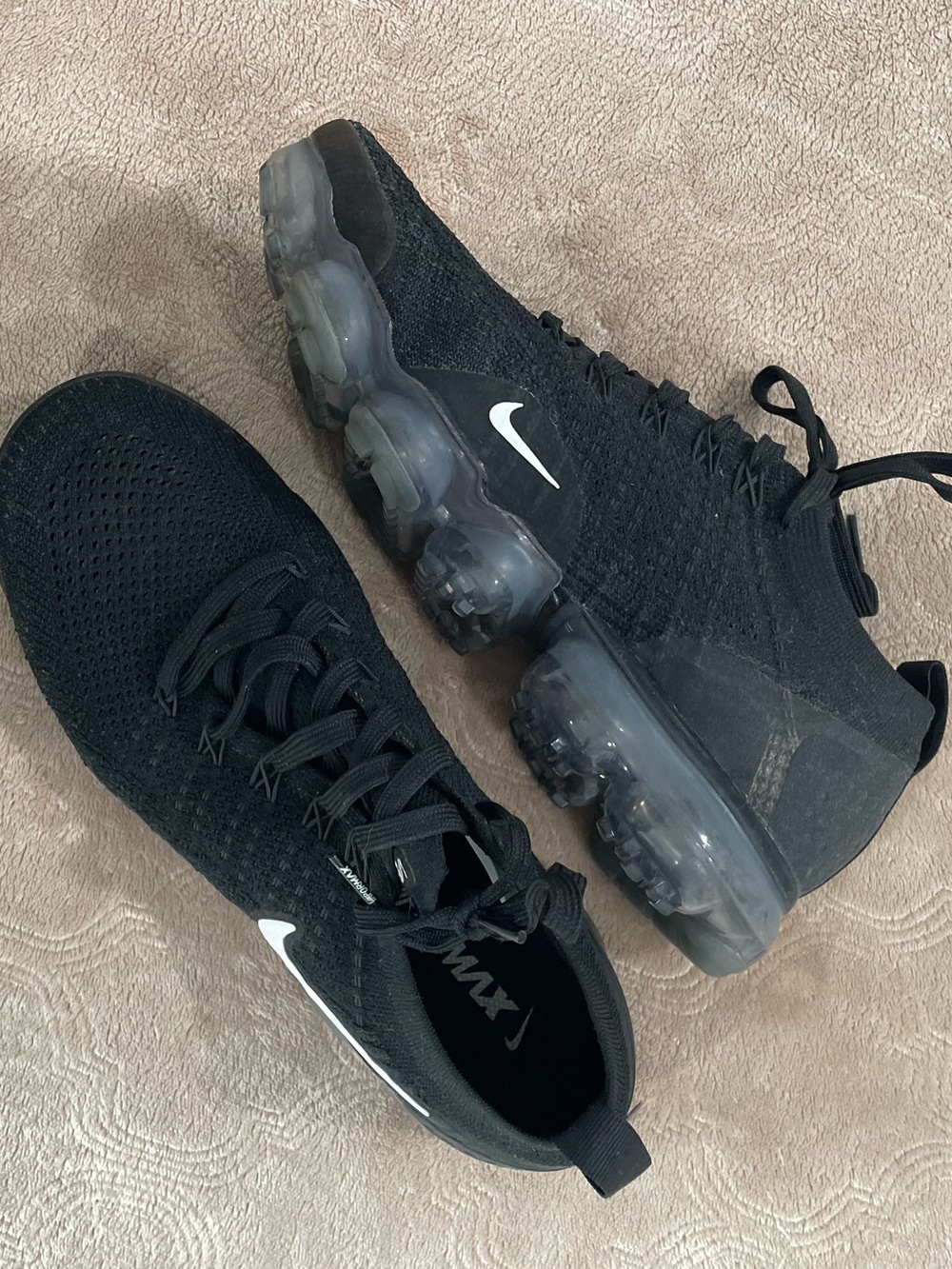 Nike Sneakers - Picture 6 of 13